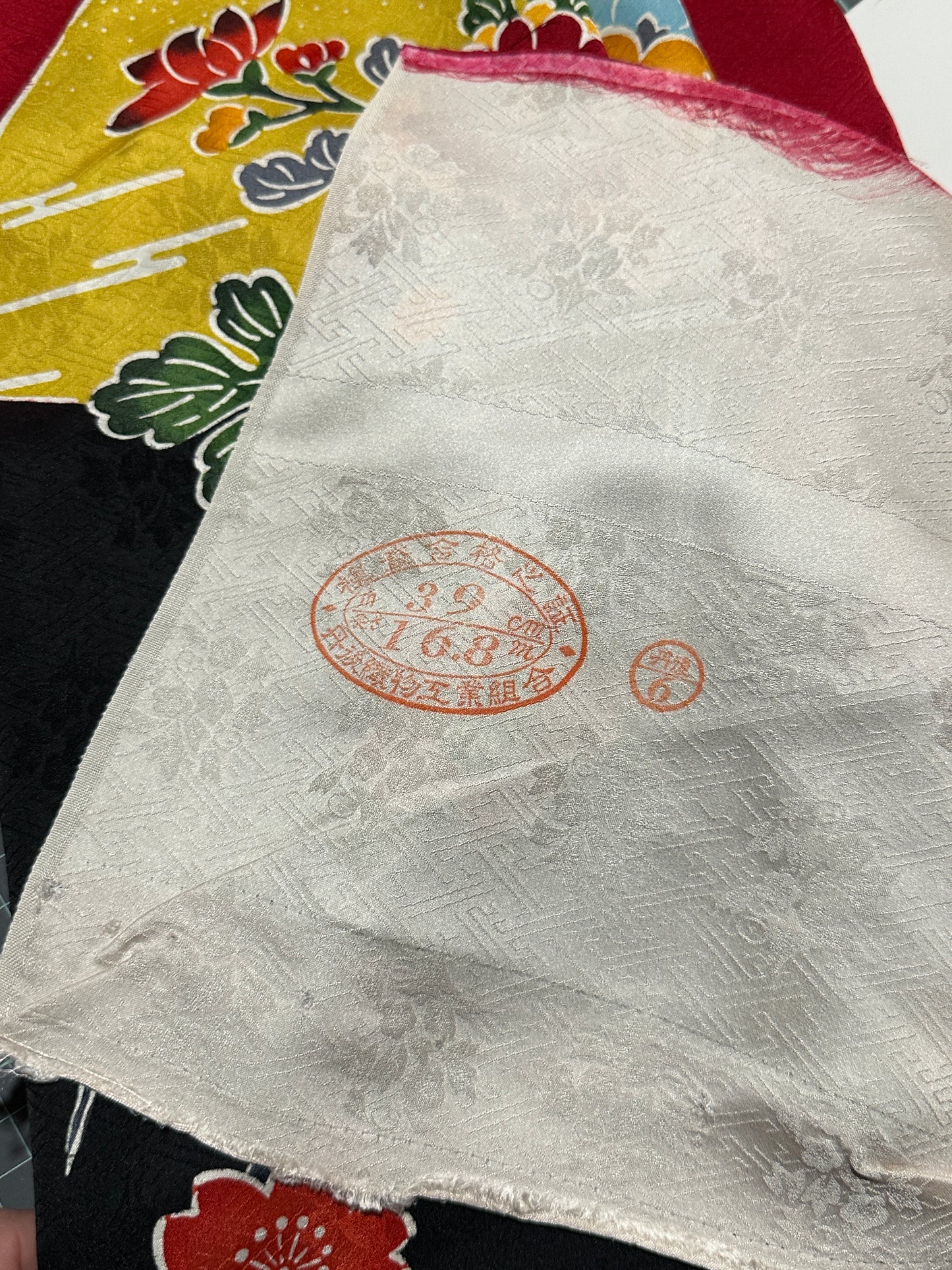 Tour de cou snood kimono japonais Furisode en soie Neuf