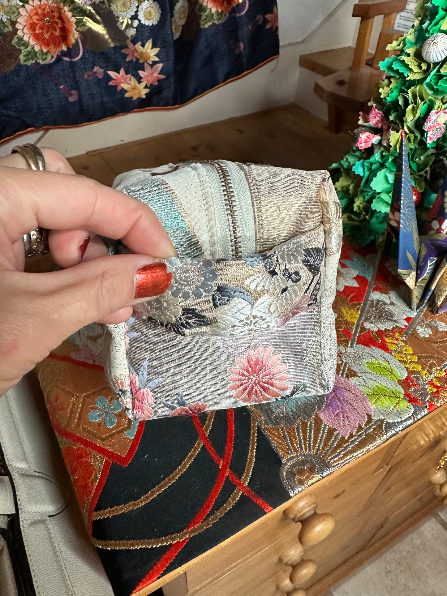 Trousse de toilette Obi kimono japonais en soie