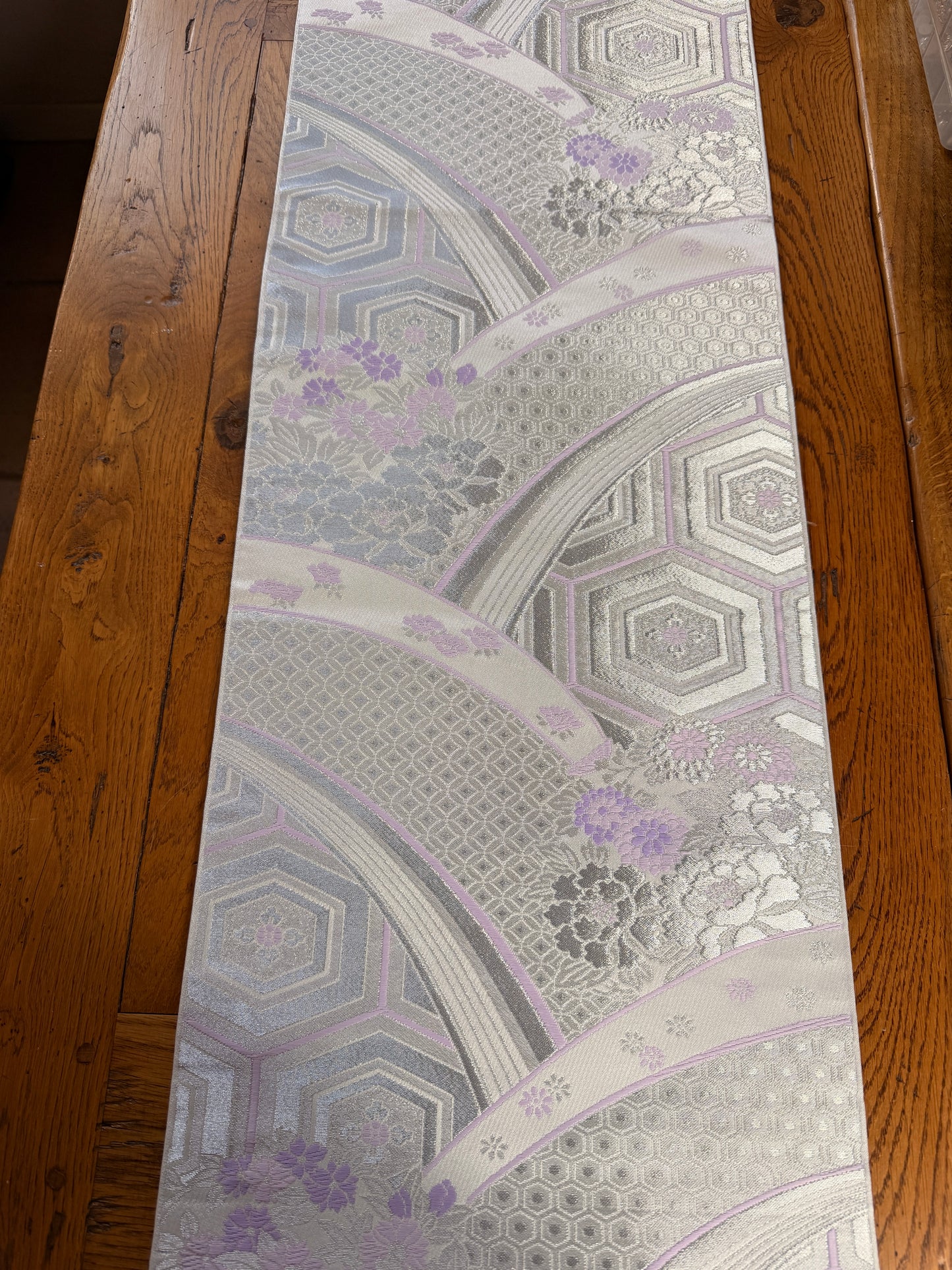Chemin de table Obi japonais
