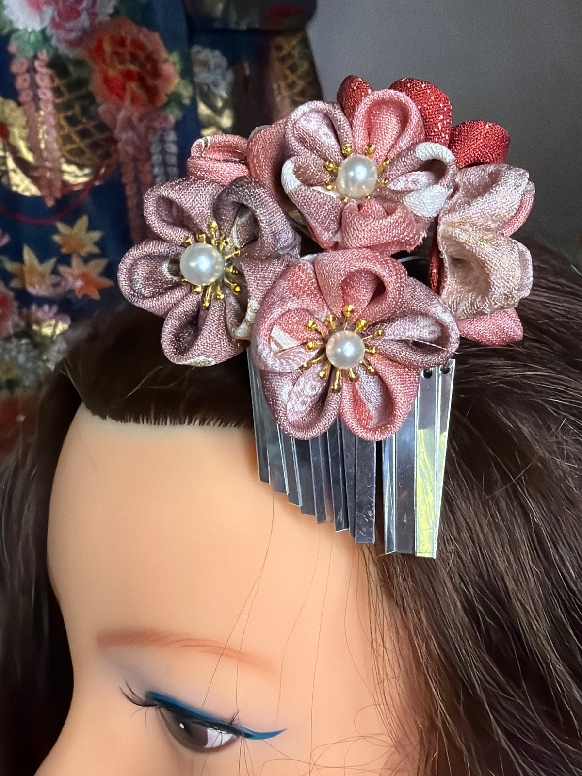 Kanzashi Barette kimono japonais en soie Tsumamisaiku