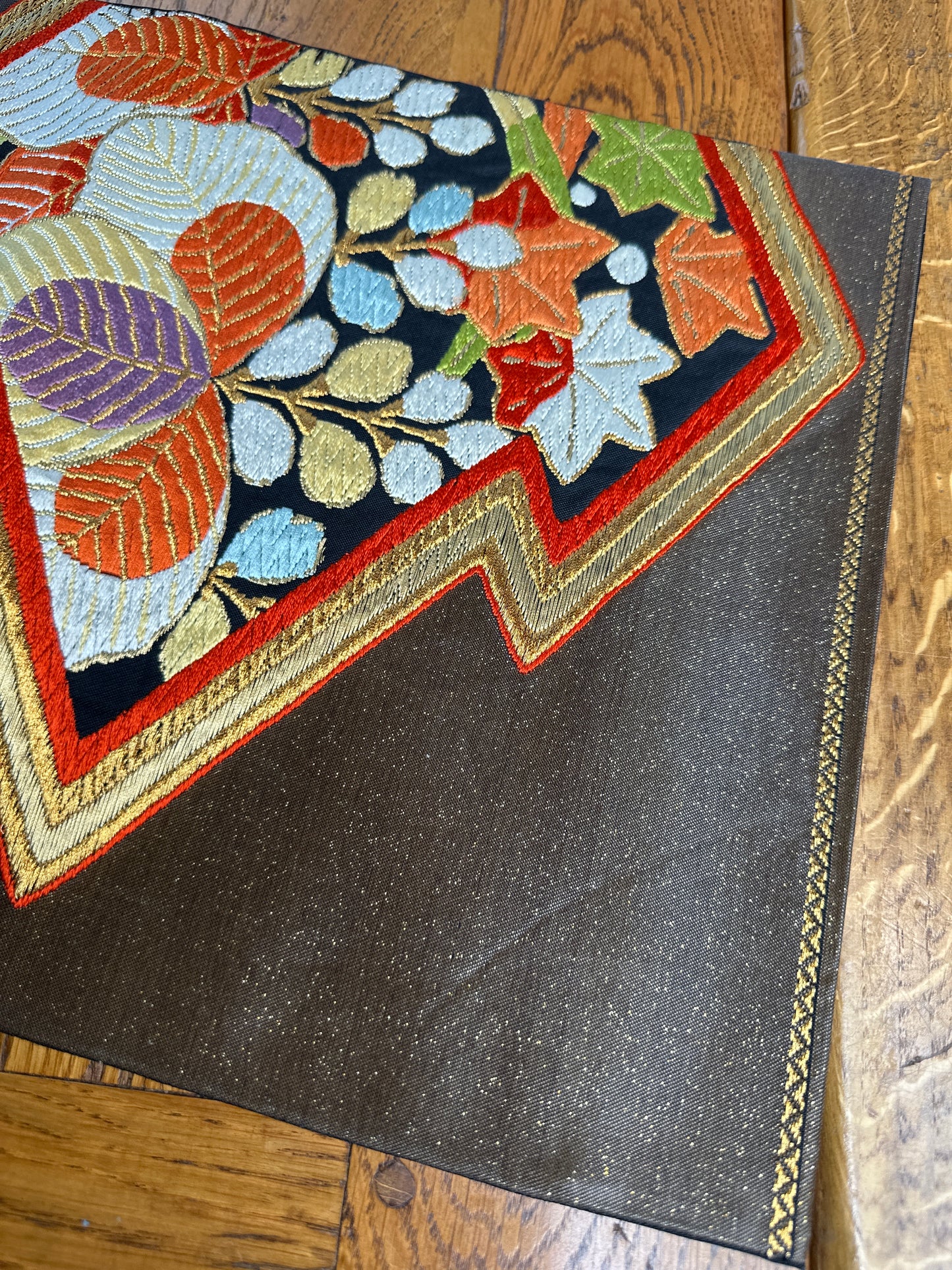 Centre de table sous plat kimono japonais en soie