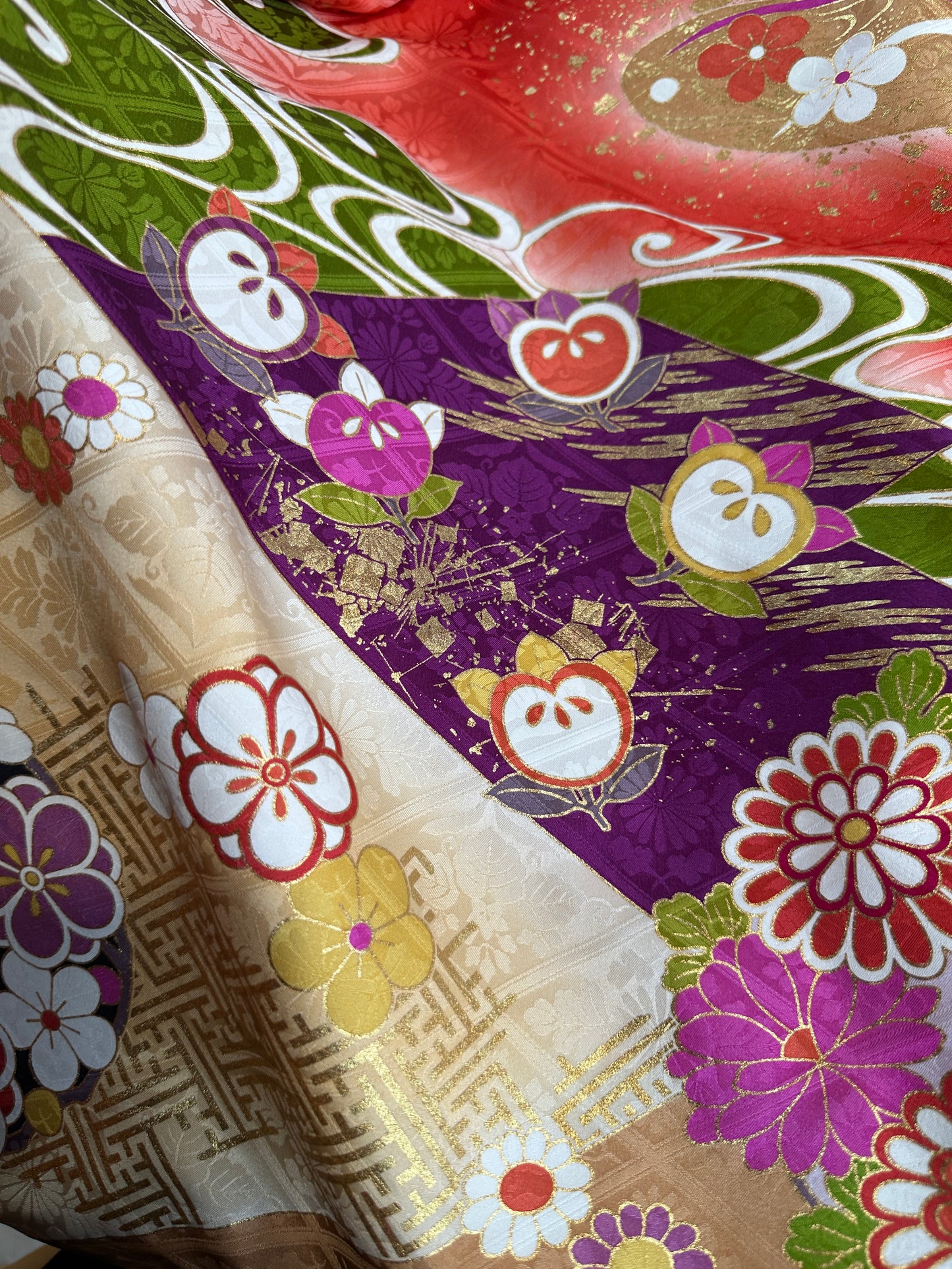 Foulard furisode kimono japonais en soie Neuf