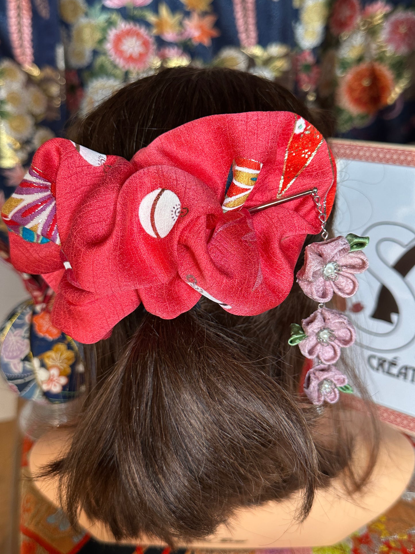 Kanzashi japonais kimono en soie Tsumamisaiku
