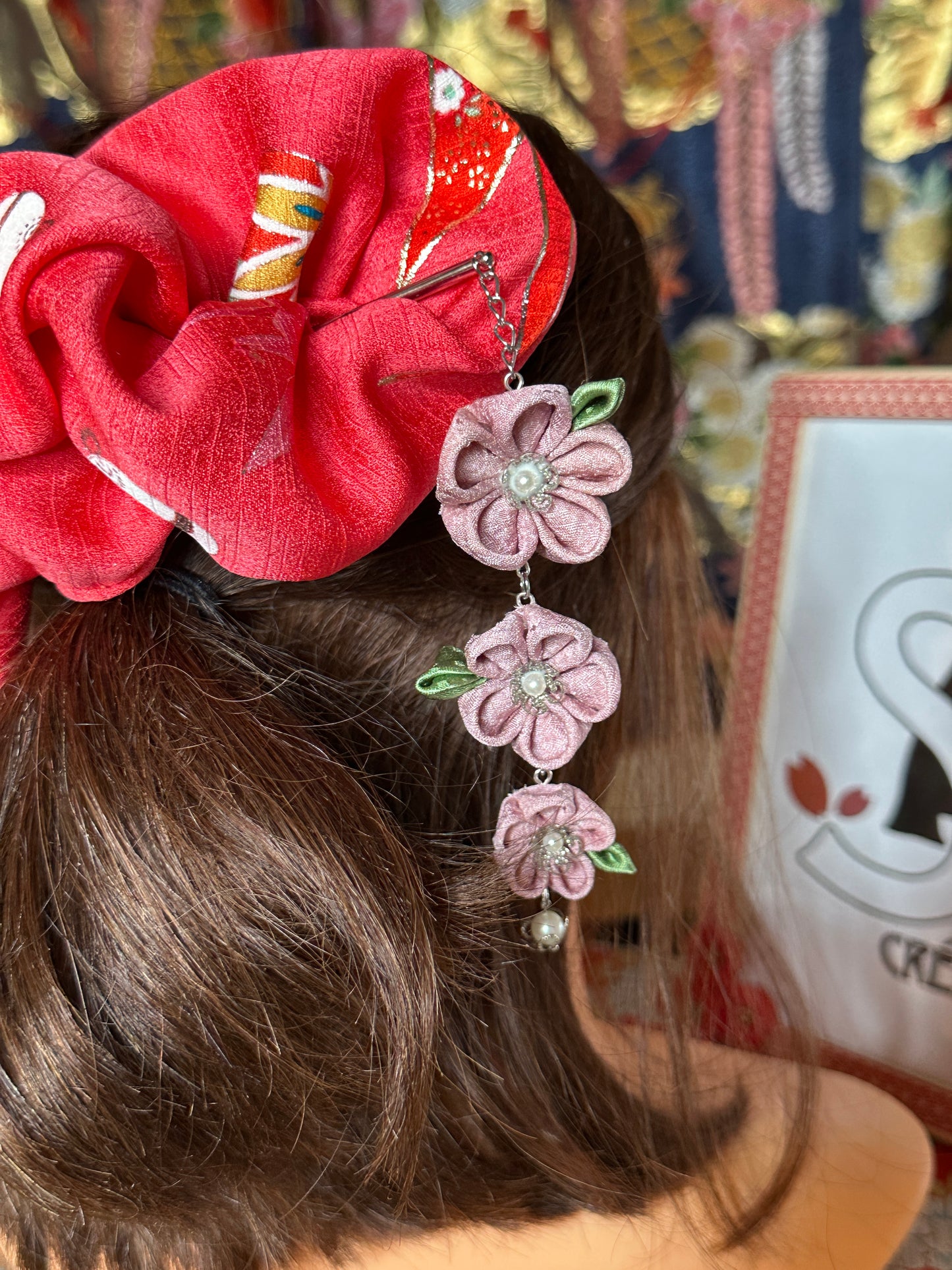 Kanzashi japonais kimono en soie Tsumamisaiku