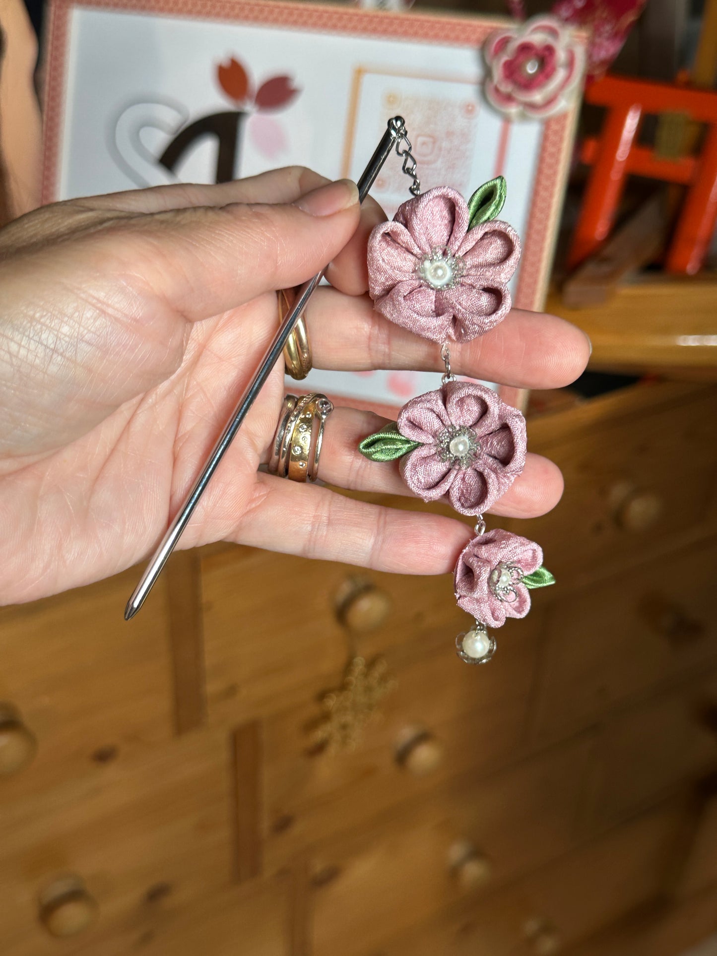 Kanzashi japonais kimono en soie Tsumamisaiku