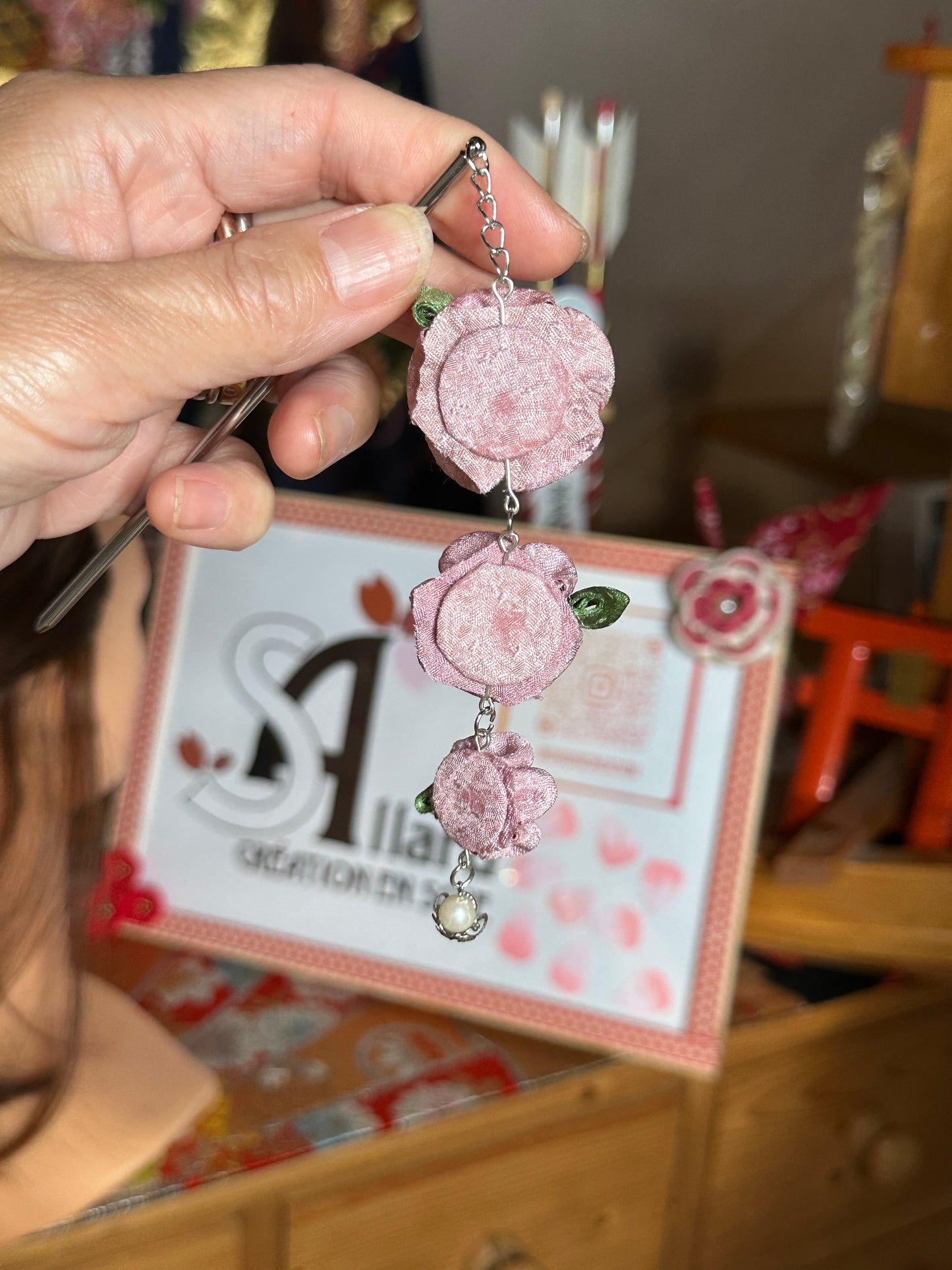 Kanzashi japonais kimono en soie Tsumamisaiku