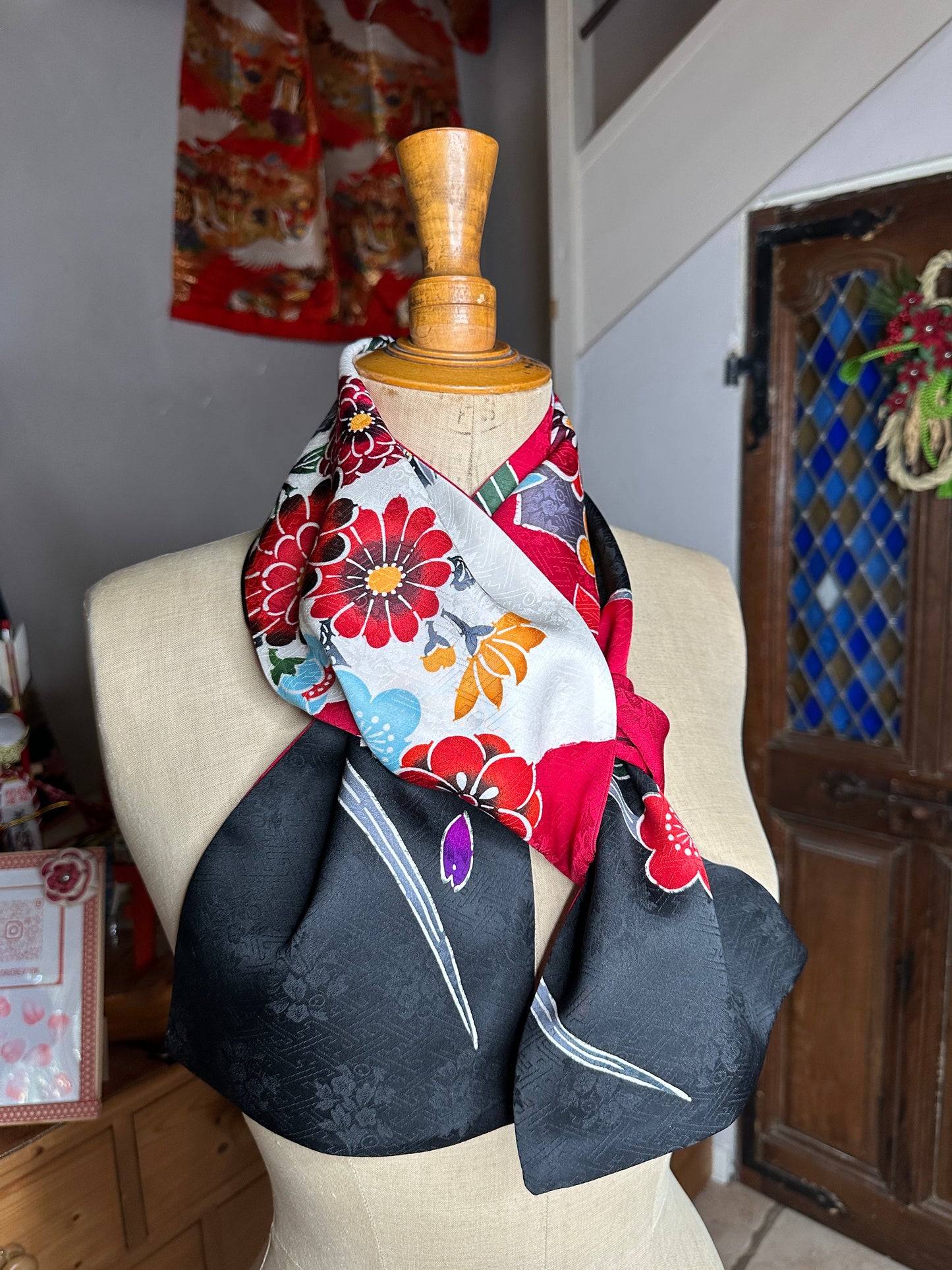 Foulard kimono japonais Furisode en soie