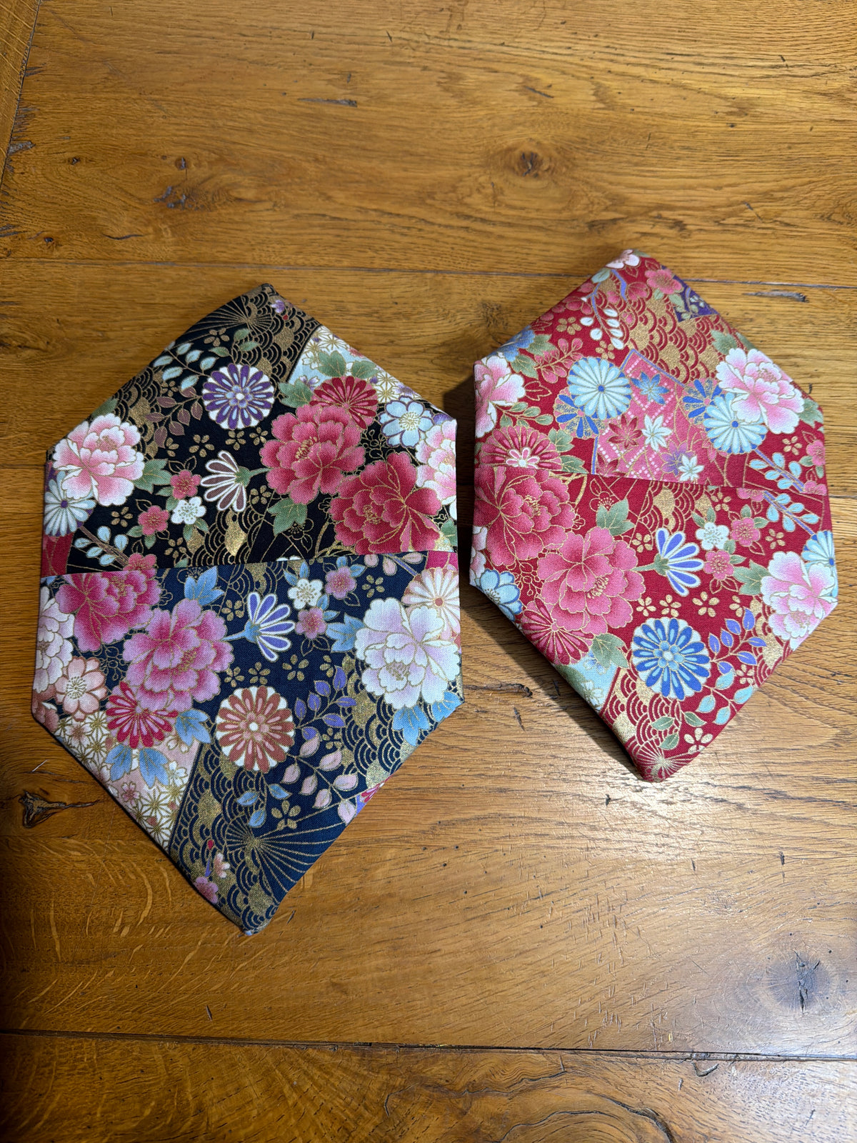 Lot de 2 Corbeille à pain ,bijou , biscuits,double face tissu en soie et tissu japonais en coton
