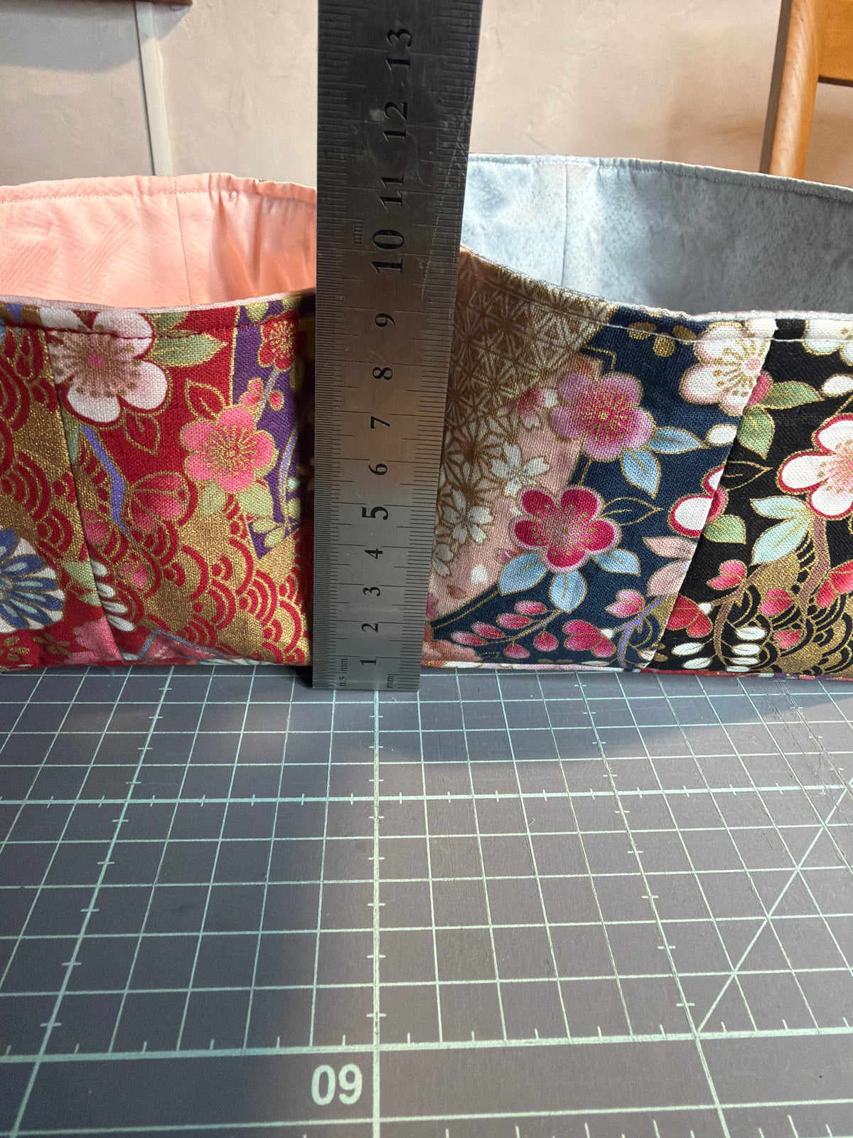 Lot de 2 Corbeille à pain ,bijou , biscuits,double face tissu en soie et tissu japonais en coton
