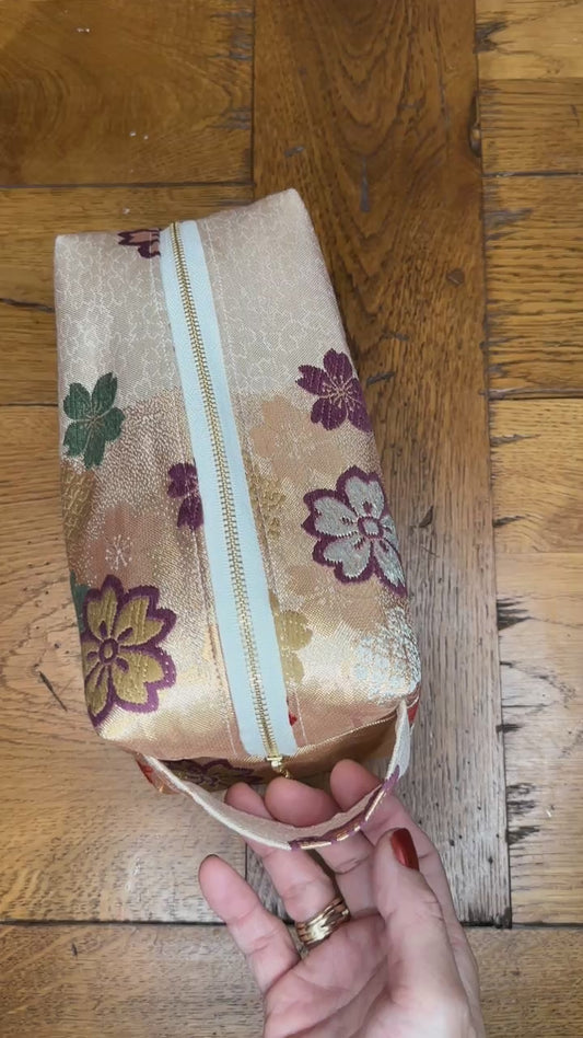 Trousse de toilette pochette en Obi japonais en soie
